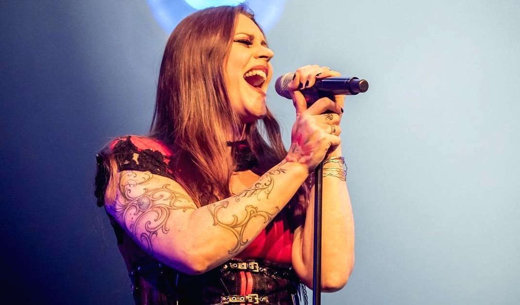 Floor Jansen elárulta, mikor érkezik első koncertlemeze!