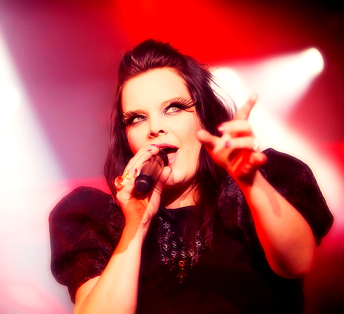 Nightwish-dalokkal indul turnéra Anette Olzon