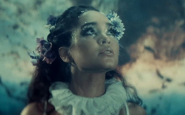 Új dalt villantott szólólemezéről Melissa Bonny