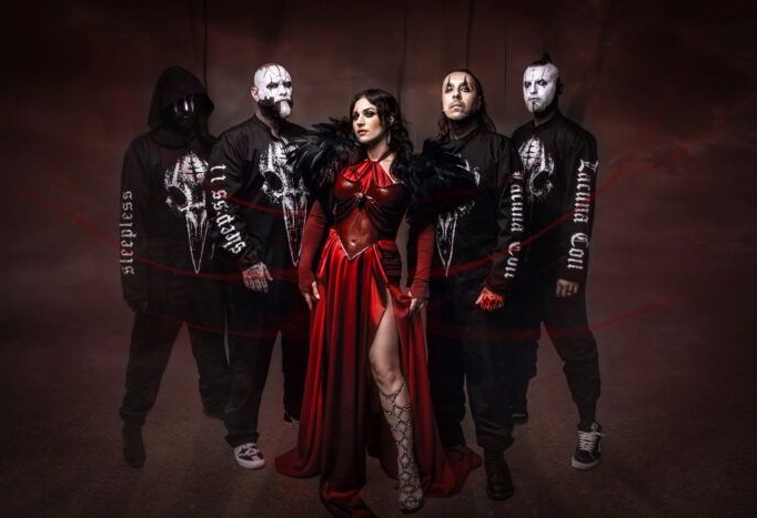 lacuna-coil-band-2024-700x467.jpg