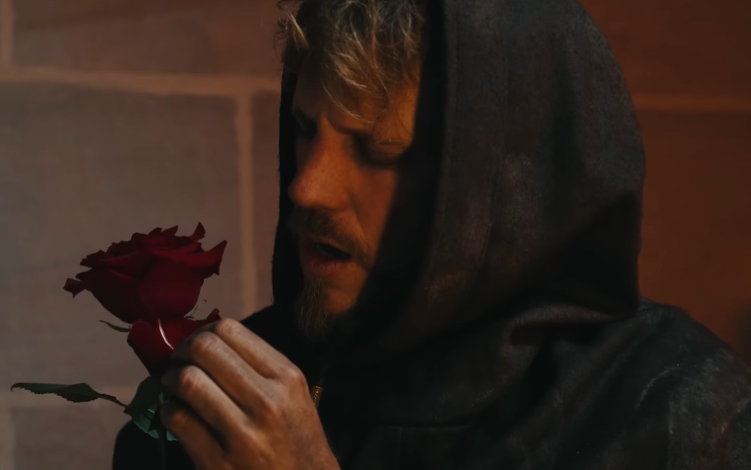 Klippremier: Feuerschwanz – Name Der Rose