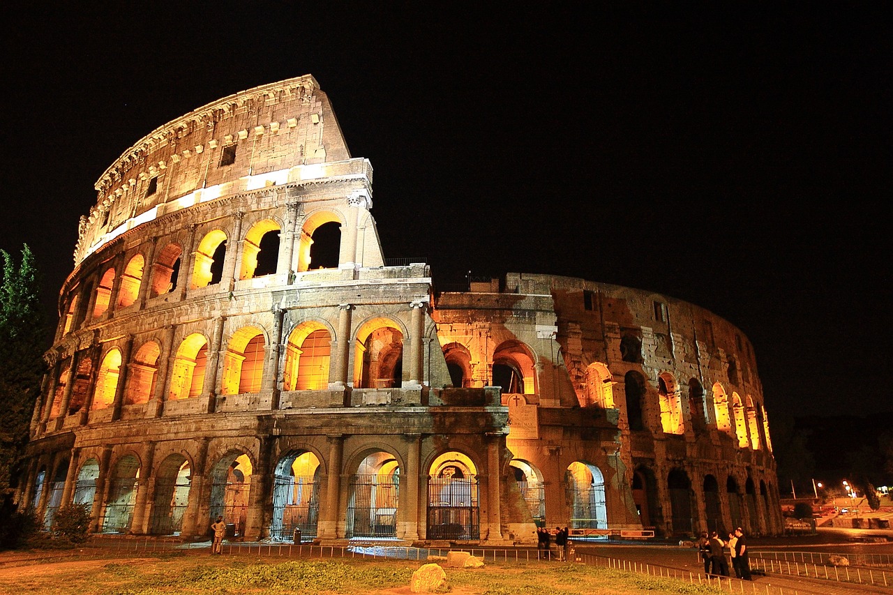 colosseum-2182371_1280.jpg