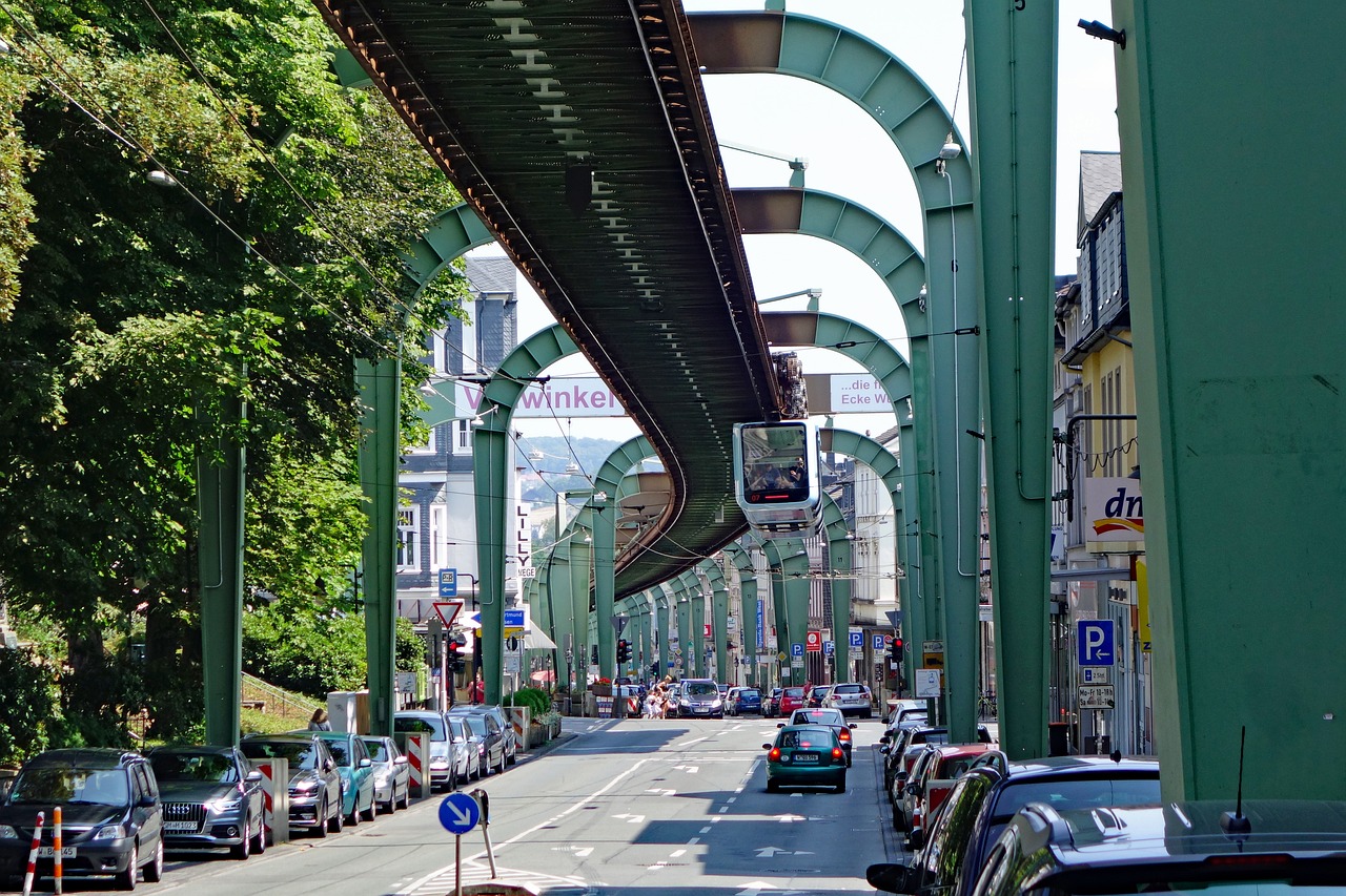 wuppertal-3568817_1280.jpg