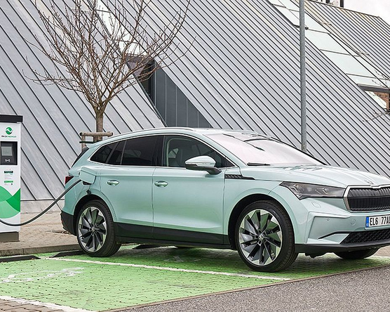 A VW-csoport elektromos autó értékesítése 64 százalékkal nőtt 2021-ben