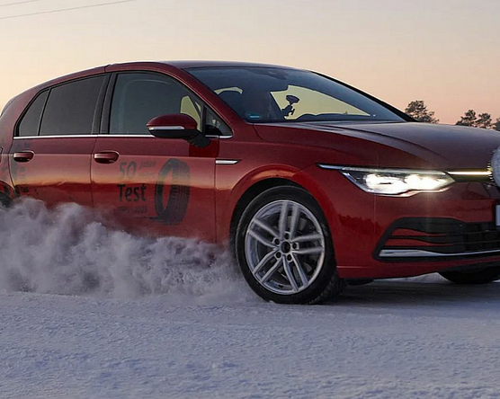 ADAC téligumi teszt: óvakodj az olcsó abroncsoktól!