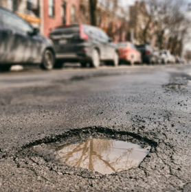 Vigyázat, kátyúk!