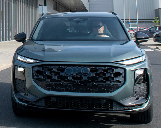Elkezdődött az új Audi Q3 gyártása Győrben