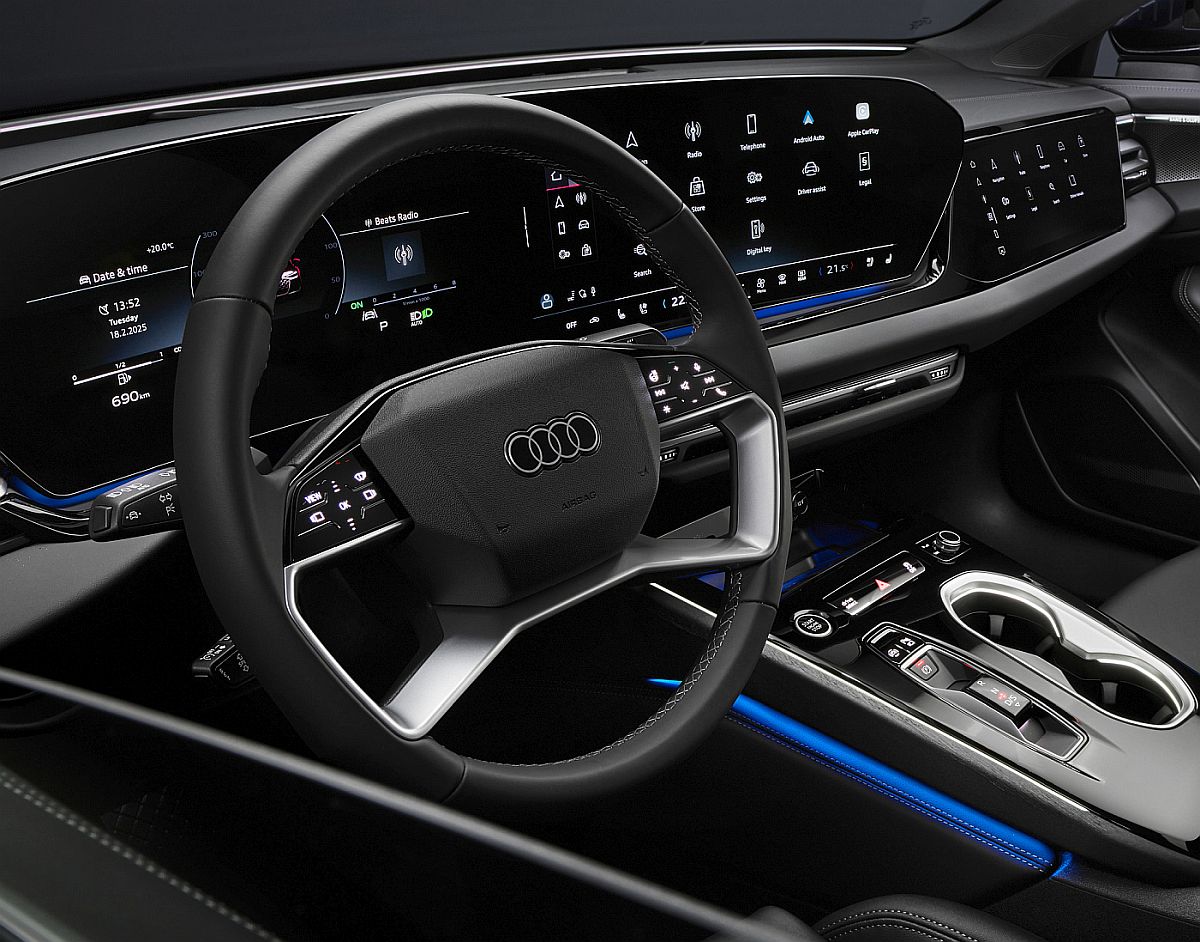 a6_sedan4_m.jpg