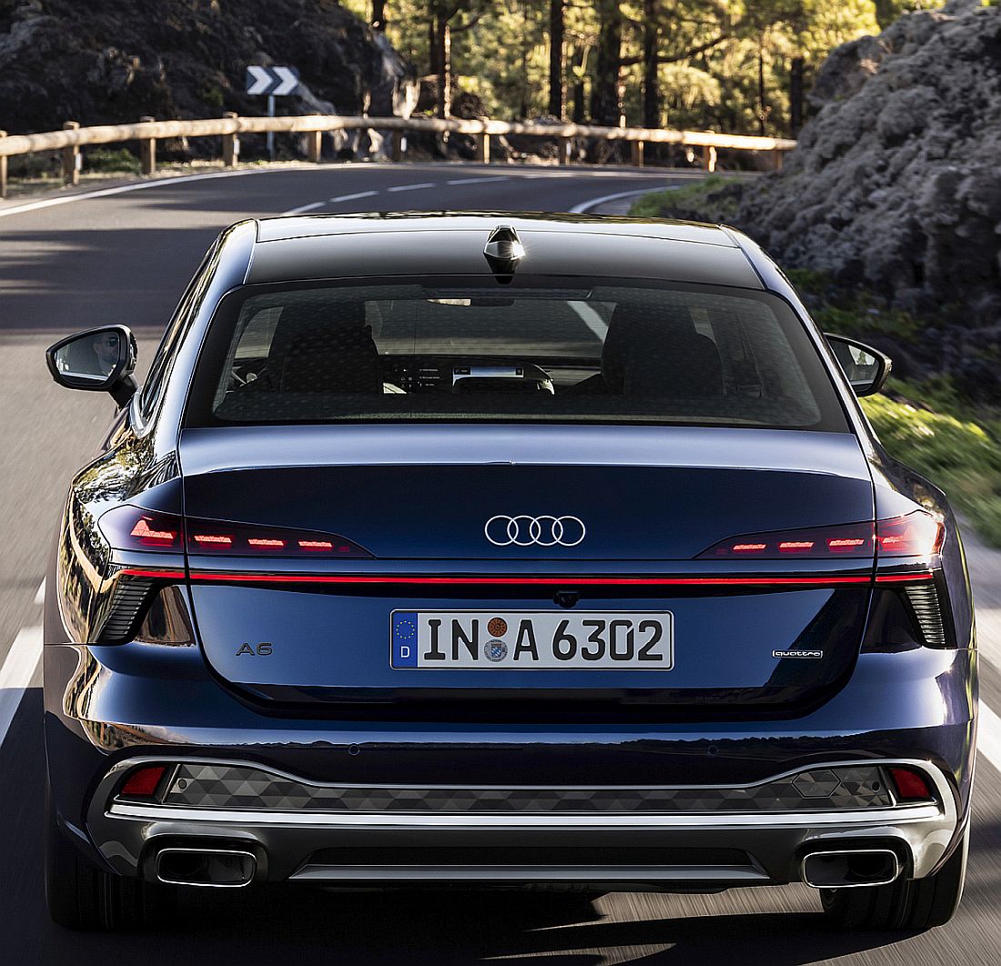 a6_sedan5_m.jpg