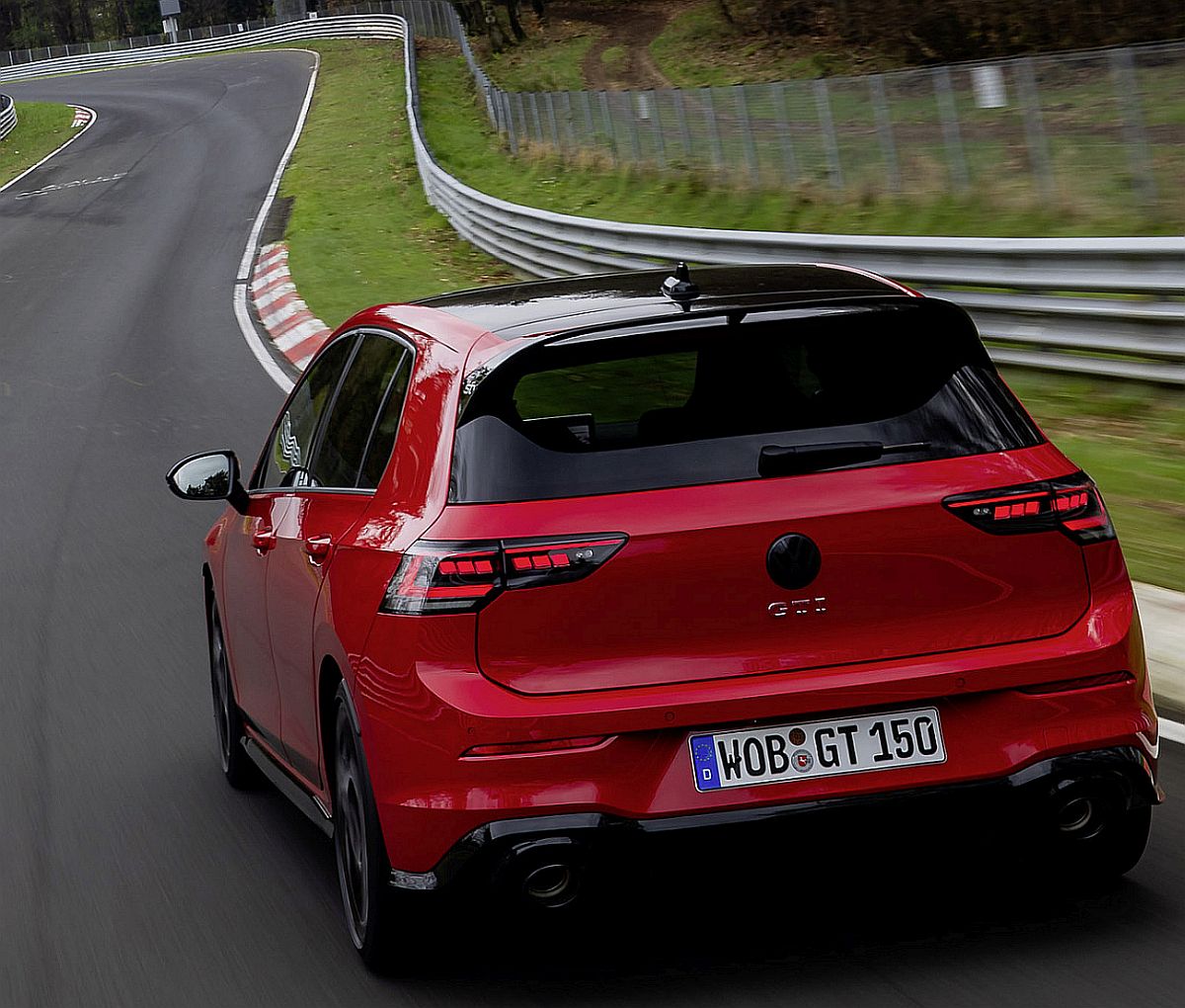 golf50_f_m.jpg