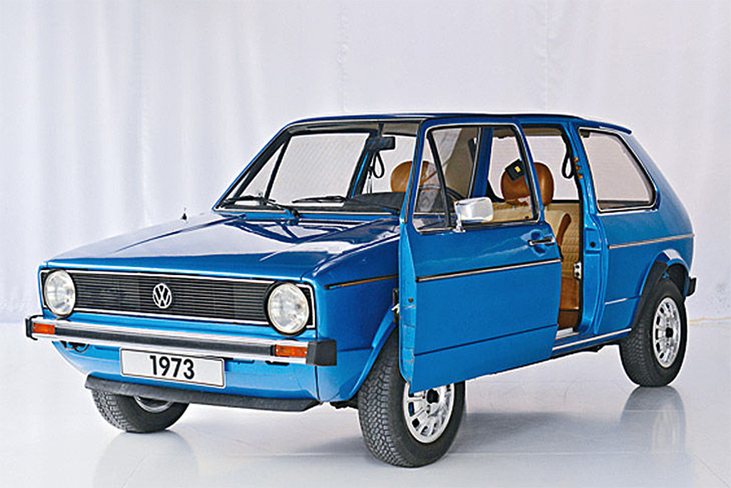 volkswagen_golf_1973_schuifdeur.jpg