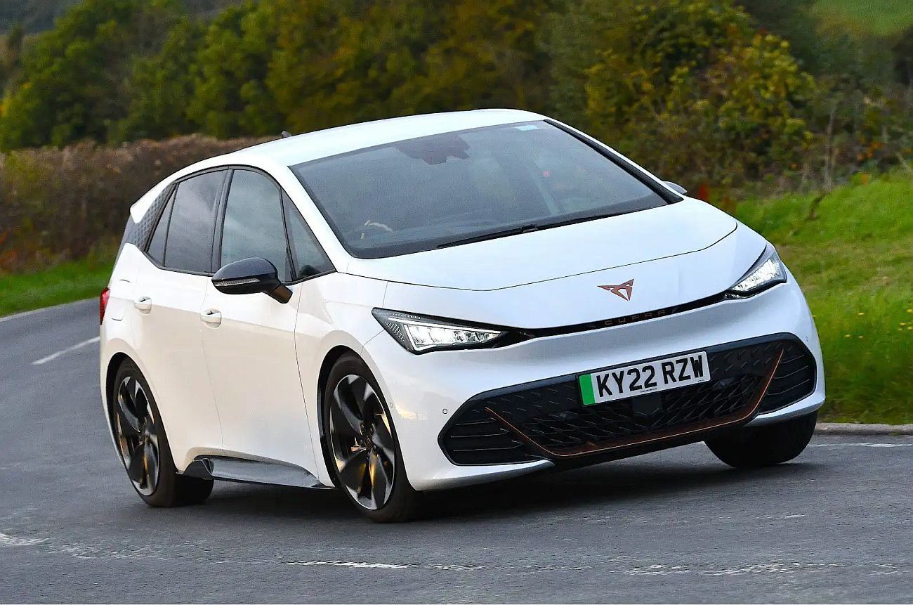 w_cupra_born.jpg