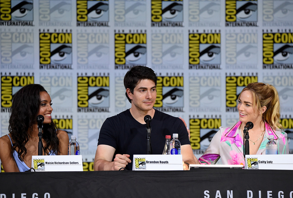 Maisie Richardson-Sellers, Brandon Routh és Caity Lotz (DC‘s Legends of Tomorrow)