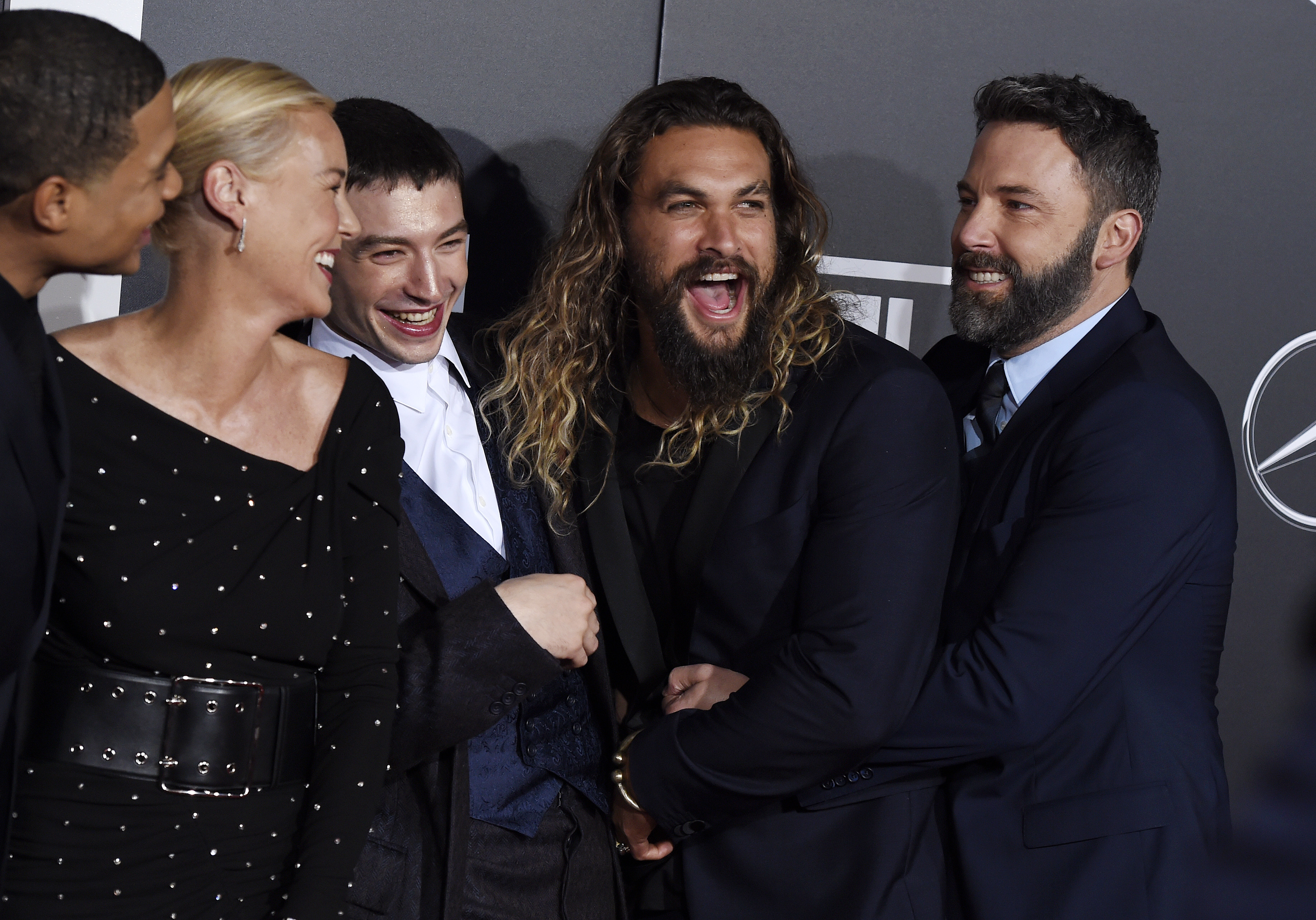 Ray Fisher, Connie Nielsen, Ezra Miller, Jason Momoa és Ben Affleck