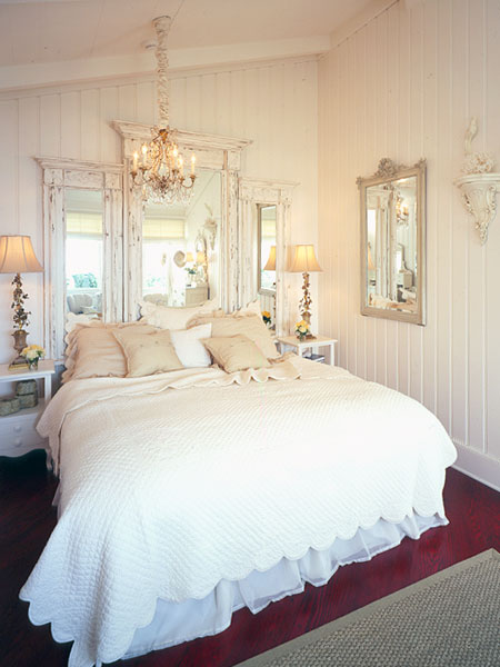 mirror-like-headboard-ideas-8.jpeg