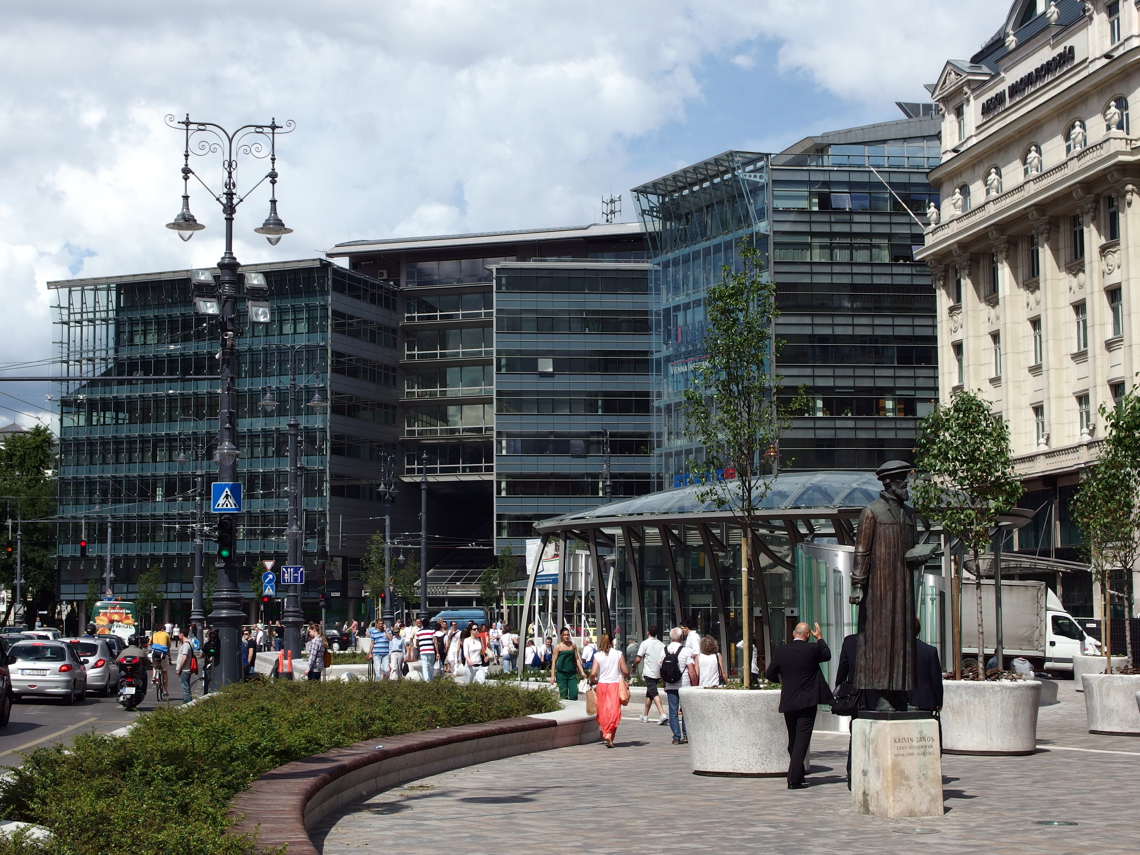 kalvin_center_kalvin_tower_office_buildings_kalvin_square_budapest_district_v_20130612_budapest_121.jpg