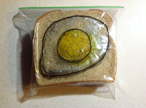 dad-illustrates-his-kids-sandwiches-17.jpg