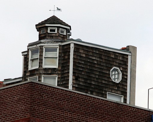 rooftop-house-nyc-3_thumb.jpg