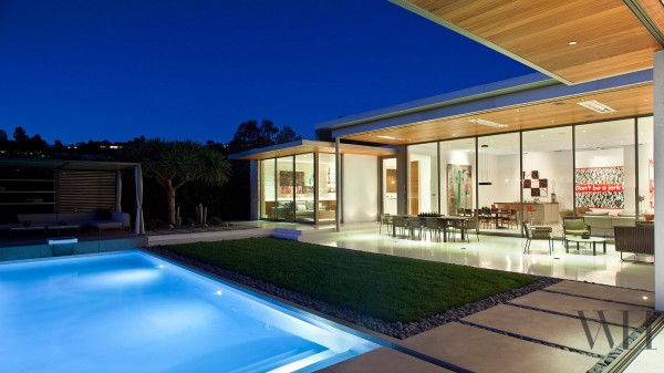 beautiful-modern-yard-600x337.jpg