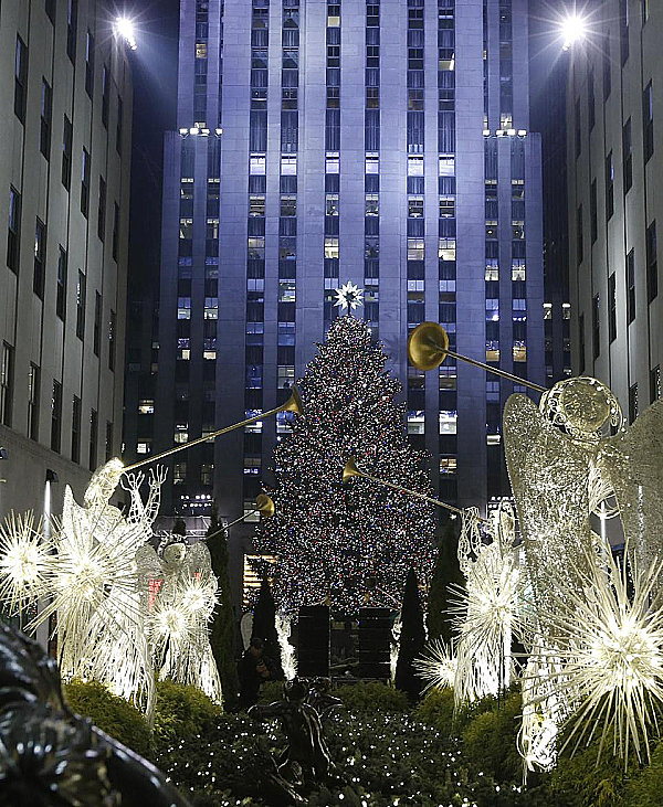 Rockefeller-Center-Christmas-tree1.jpg