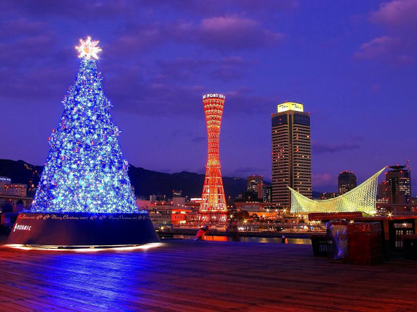 Tokyo-Christmas-tree.jpg