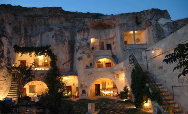 turkey-cave-hotel.jpg