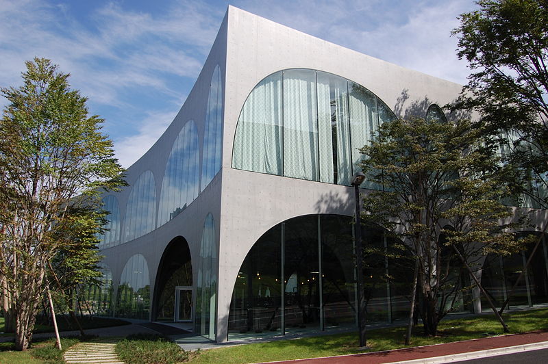 800px-Tama_Art_University_Library.JPG