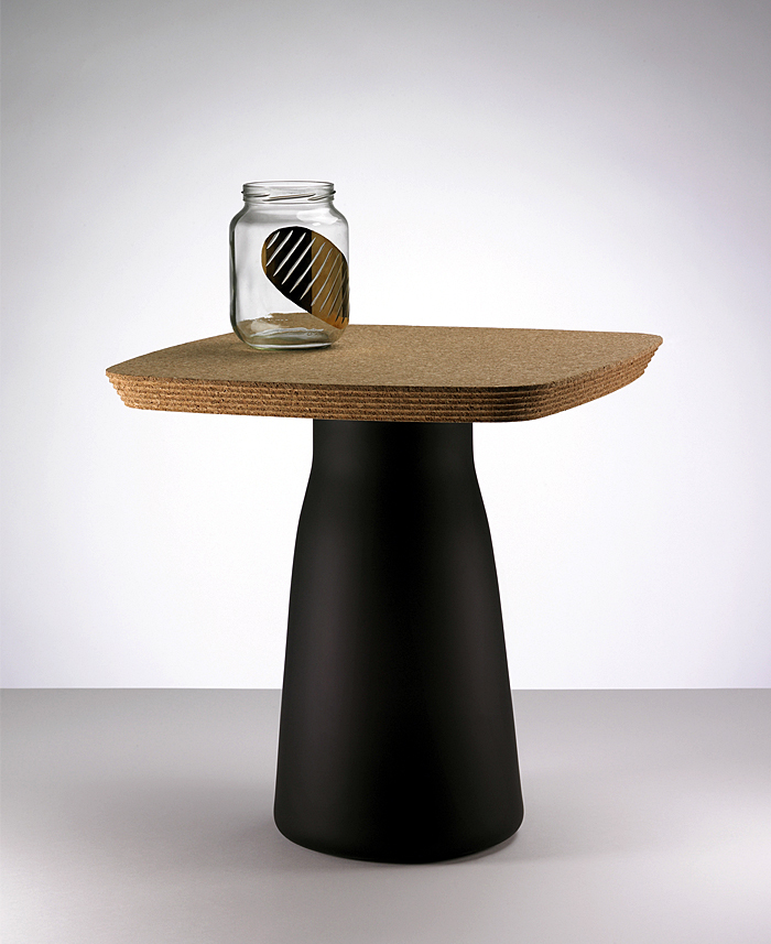 cork-table-design-tomas-kral.jpg