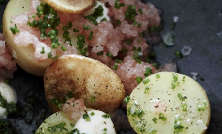small potatoes with lumpfish roe and sour cream-u2020.jpg