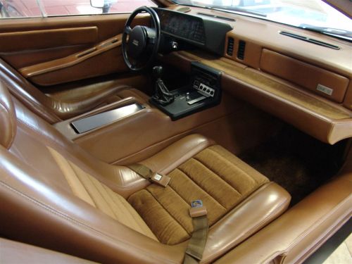 prototypedeloreaninterior.jpg