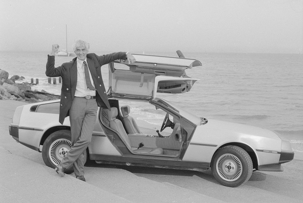 delorean1985.jpg