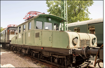 匈牙利鐵路煤礦用電力機車。