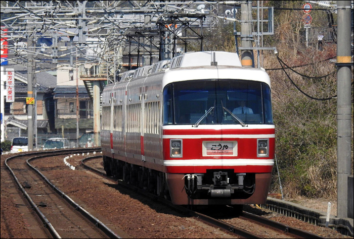 Nankai 30000-es sorozatú „Koya” gyorsvonat.
