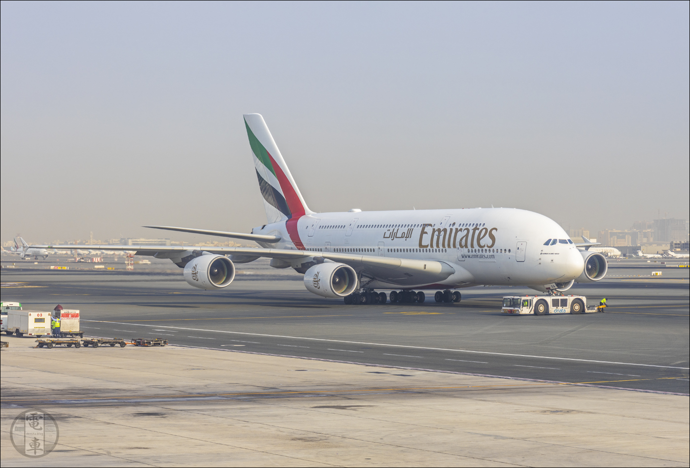 Az Emirates egyik A380-800-as jószága. Hasonlóval utaztunk mi is Taipei és Dubaly, majd később Dubaly és Párizs között is.