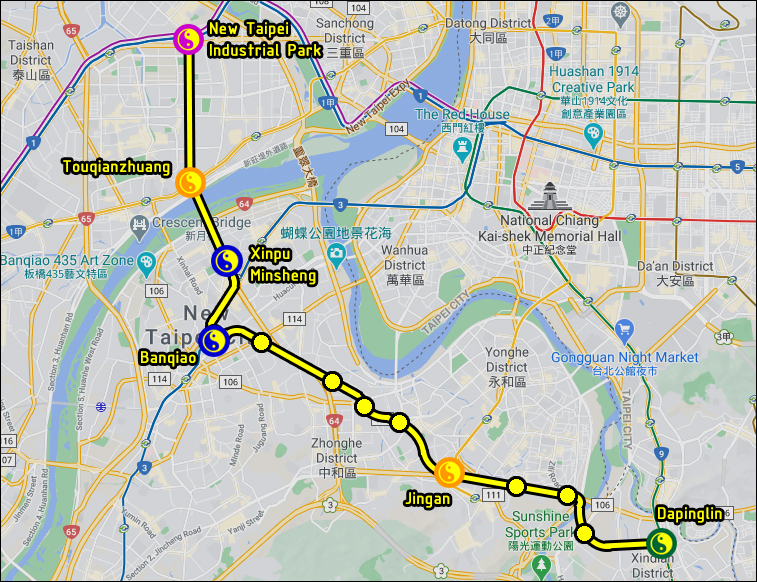 A sárga vonal eddig elkészült, 15,4km hosszú vonala Dapinglin és az Új-Taipei Ipari Park között. A színes yin-yang jelek az átszállási lehetőségeket jelzik. (A képre kattintva az nagyobb méretben is megtekinthető!)