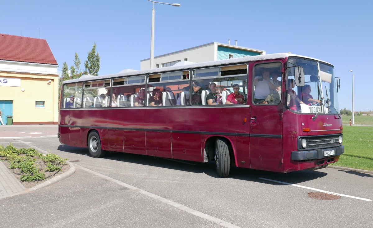 ikarus.jpg