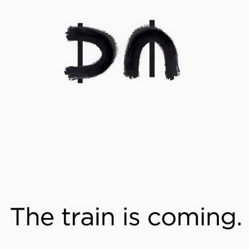 01_the_train_is_coming.jpg
