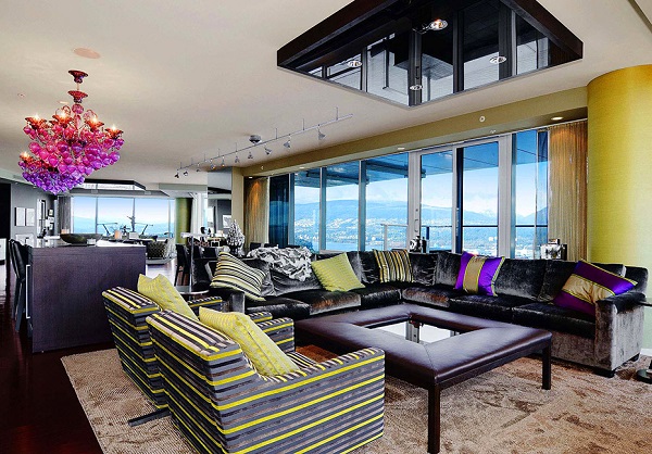 2013-08-07_glossy penthouse in Vancouver_2.jpg