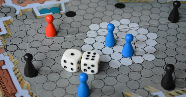 Escape from Colditz társasjáték | fogolydilemma a II. világháborúban