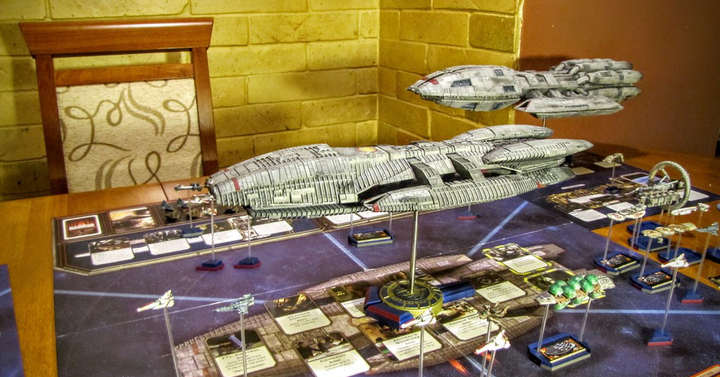 Itt a legmenőbb Battlestar Galactica játék, amit valaha láttál!