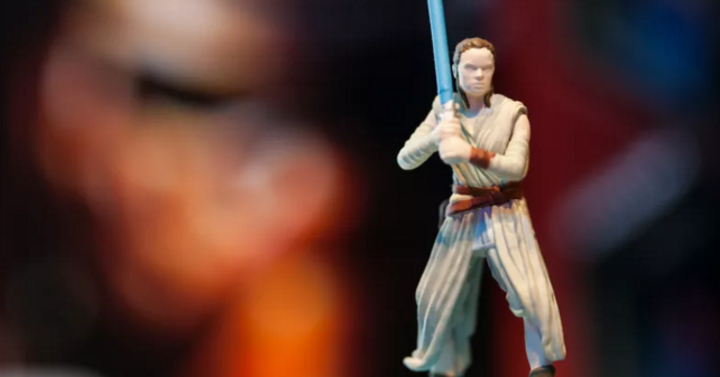 Tényleg lesz Rey Monopoly figura