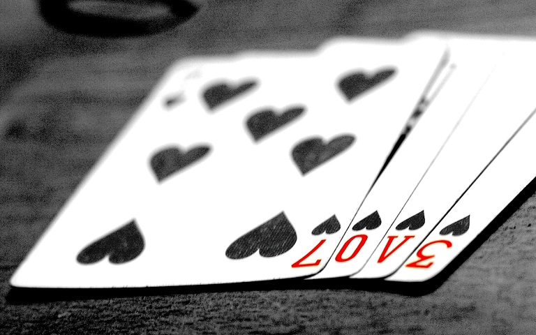 black-love-playing-card-wallpaper-desktop-_1.jpg