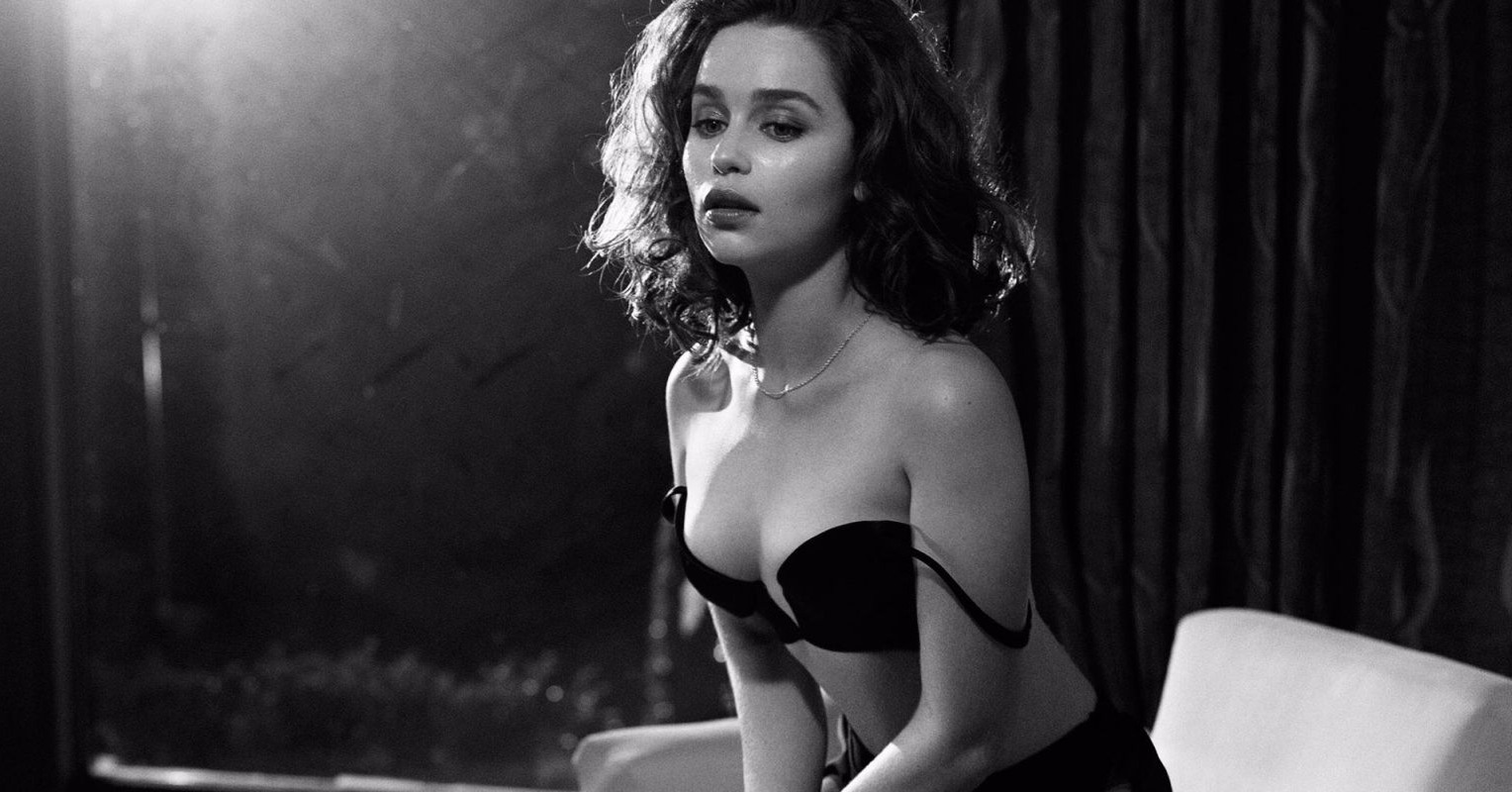 landscape-1444418511-emilia-clarke-sexiest-woman-alive-2015-4482-11.jpg