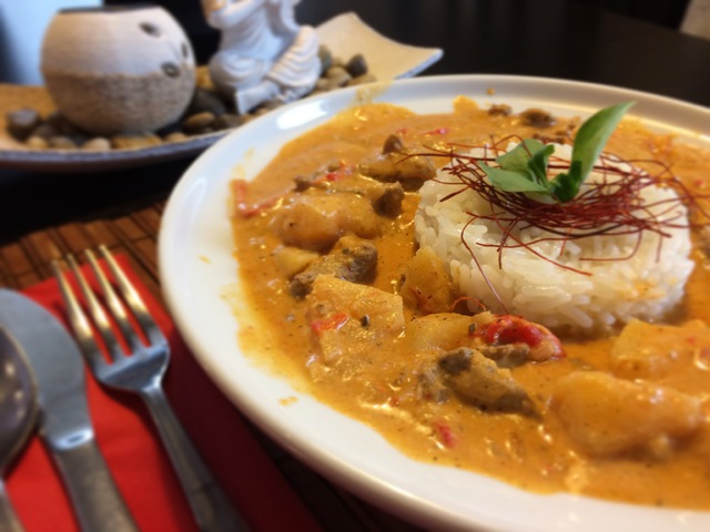 Thai vörös curry kacsa