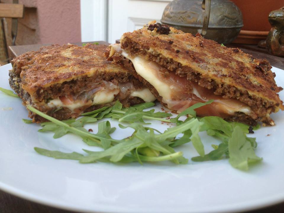 mozzarella_en_carozza_barna_style.jpg