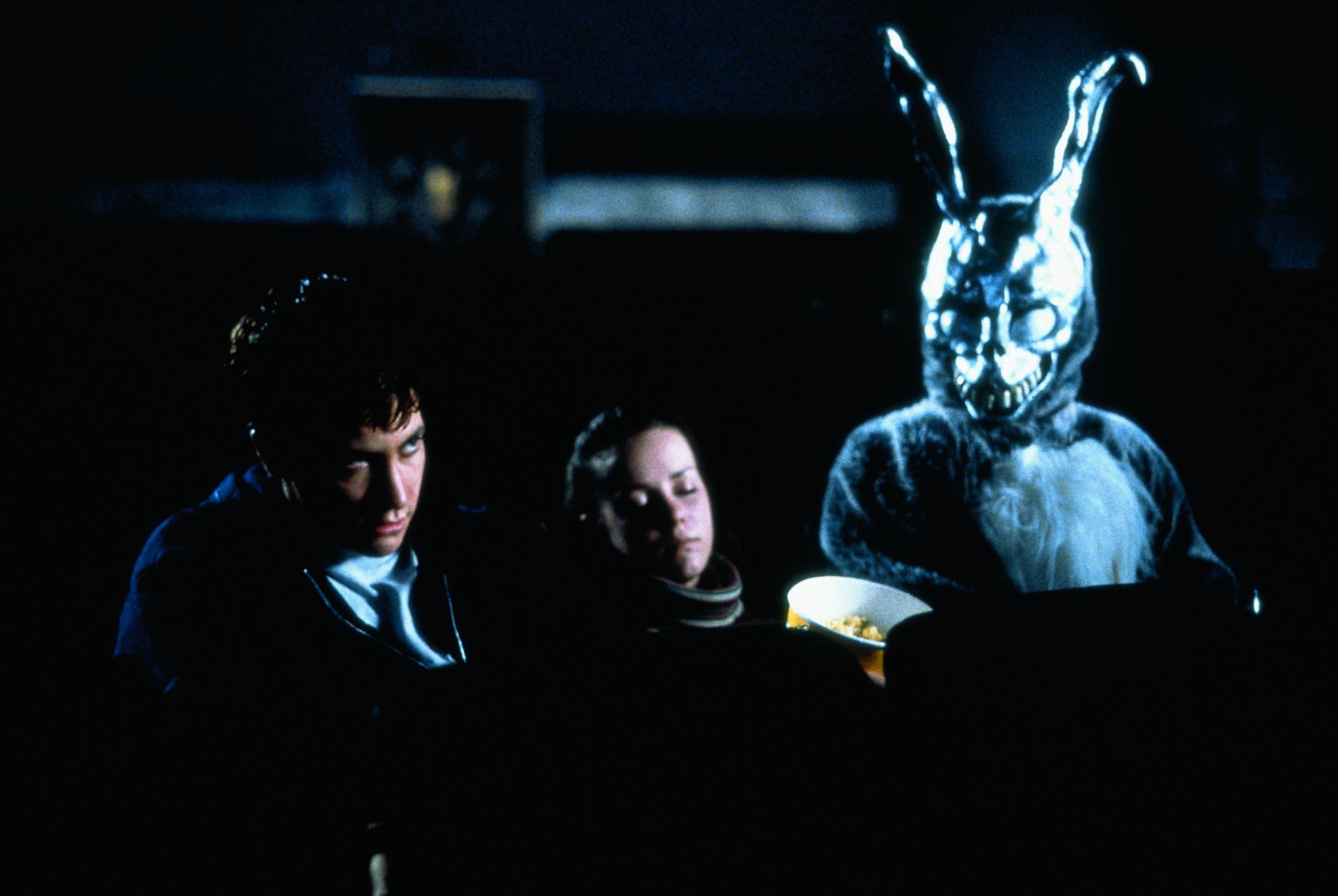 still-of-jake-gyllenhaal-and-jena-malone-in-donnie-darko-large-picture.jpg