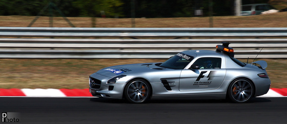 DIphoto: Safety Car