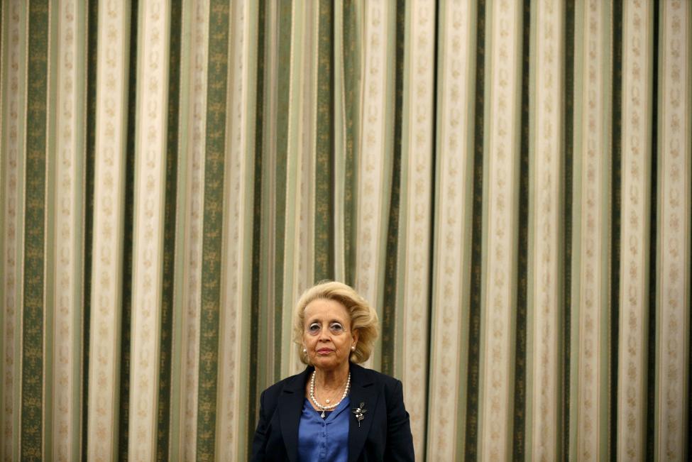 Vassziliki Tanut, a görög Legfelsőbb Bíróság vezetőjét nevezte ki az átmeneti kormány élére Prokopisz Pavlopulosz köztársasági elnök csütörtökön. A 65 éves nő Görögország első női miniszterelnöke. (f.: Reuters)