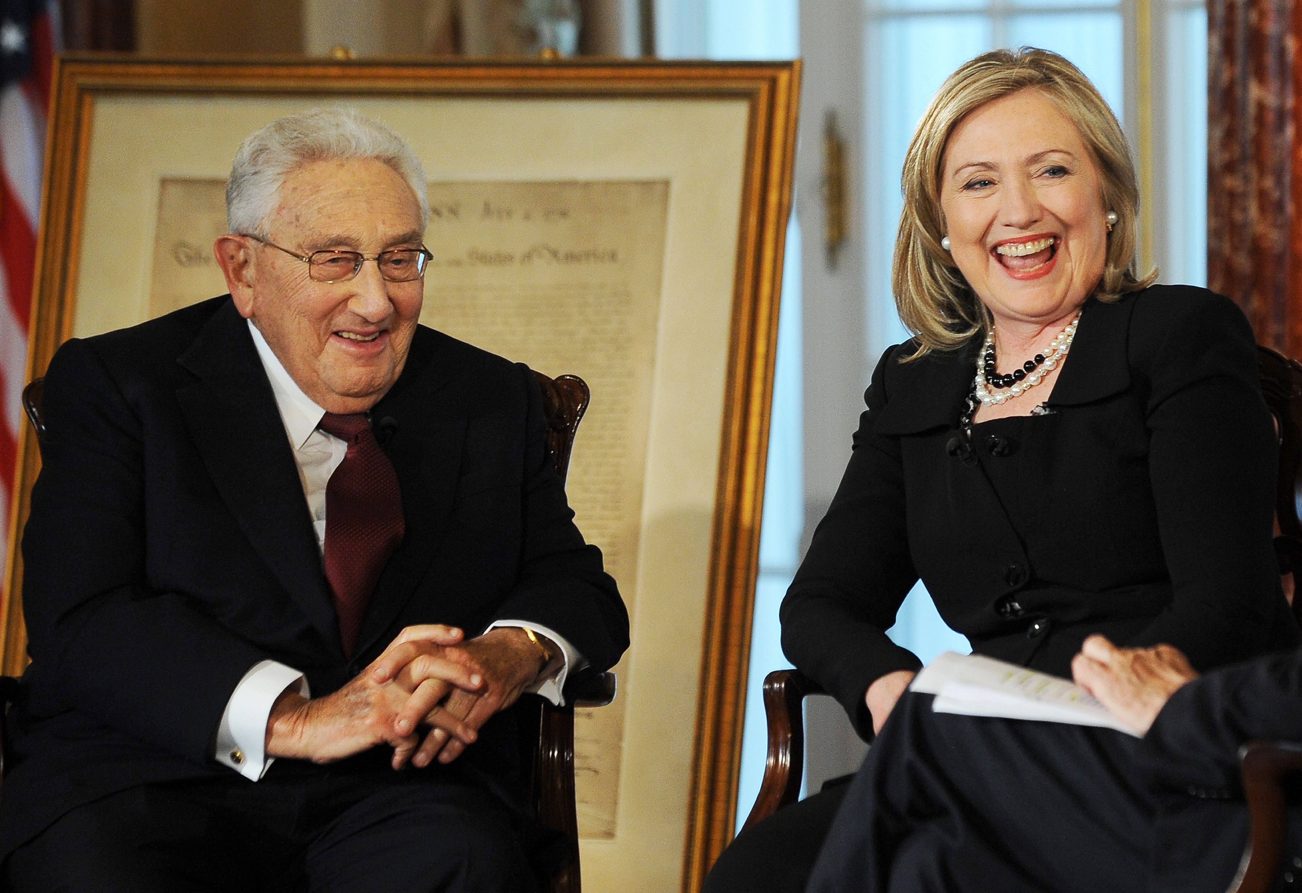 kissinger-hillary.jpg