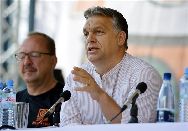 orbán-tusványos1.jpg